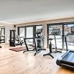 Habicher Hof 4 호텔 4*