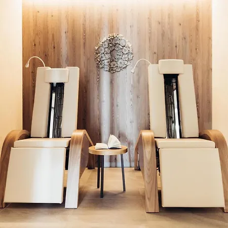 Habicher Hof 4-sterne-superior Hotel 4*