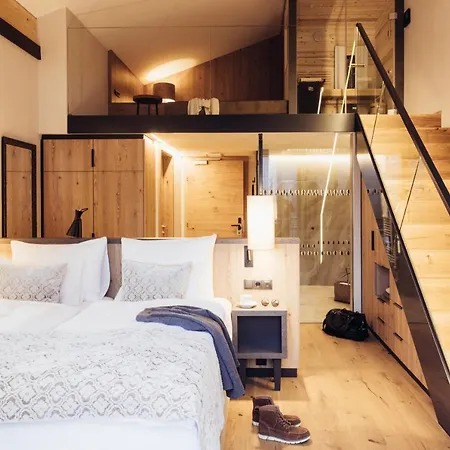 Hotel Habicher Hof 4-sterne-superior 4*