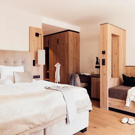 Habicher Hof 4-sterne-superior Hotel 4*
