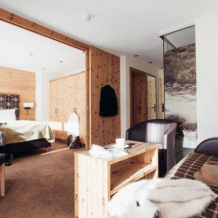 Hotel Habicher Hof 4 Oetz