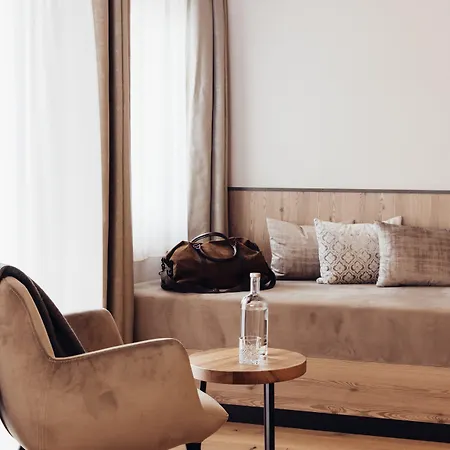 Habicher Hof Otel 4*